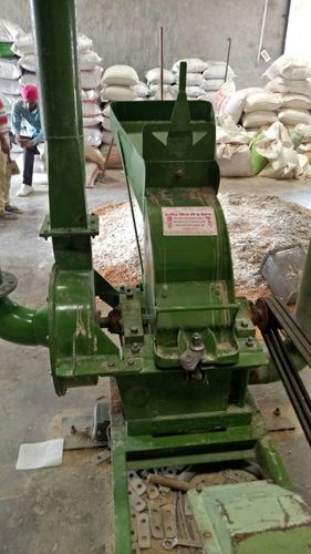 Cattle Feed Machine - High-Quality Components, Various Designs & Sizes for Optimal Feeding Efficiency