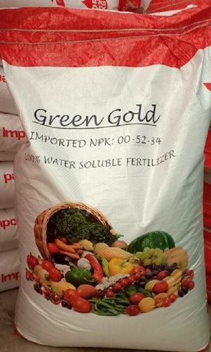 White Eco Friendly Water Soluble And Non Toxic Green Gold Agricultural Fertilizers